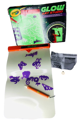 Crayola Glow Art Studio Licht Stift Handwerk Kunst Spielzeug bcs