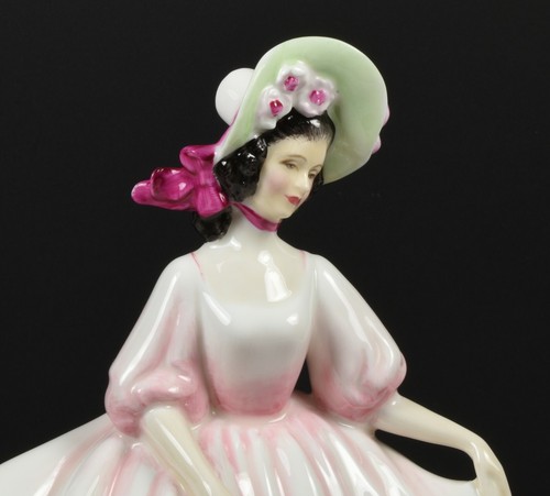 Beautiful Royal Doulton Fine Bone China Figure ~ Sunday Best ~ HN2698 - Picture 3 of 4
