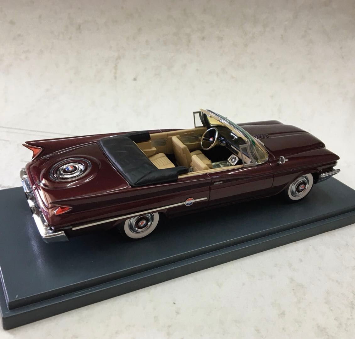 A*e様 【中古】NEO 1:43 Chrysler imperial seda Neo 1:43 Chrysler Imperial Sedan gold metallic NEO44732