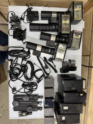 METZ Mecablitz 60 CT-1 Flash Lot. See Description