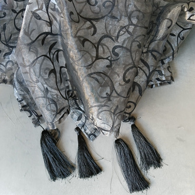 Tischdecke Ornamente Barock Glanz Tischwäsche Mitteldecke Quasten Silber Grau
