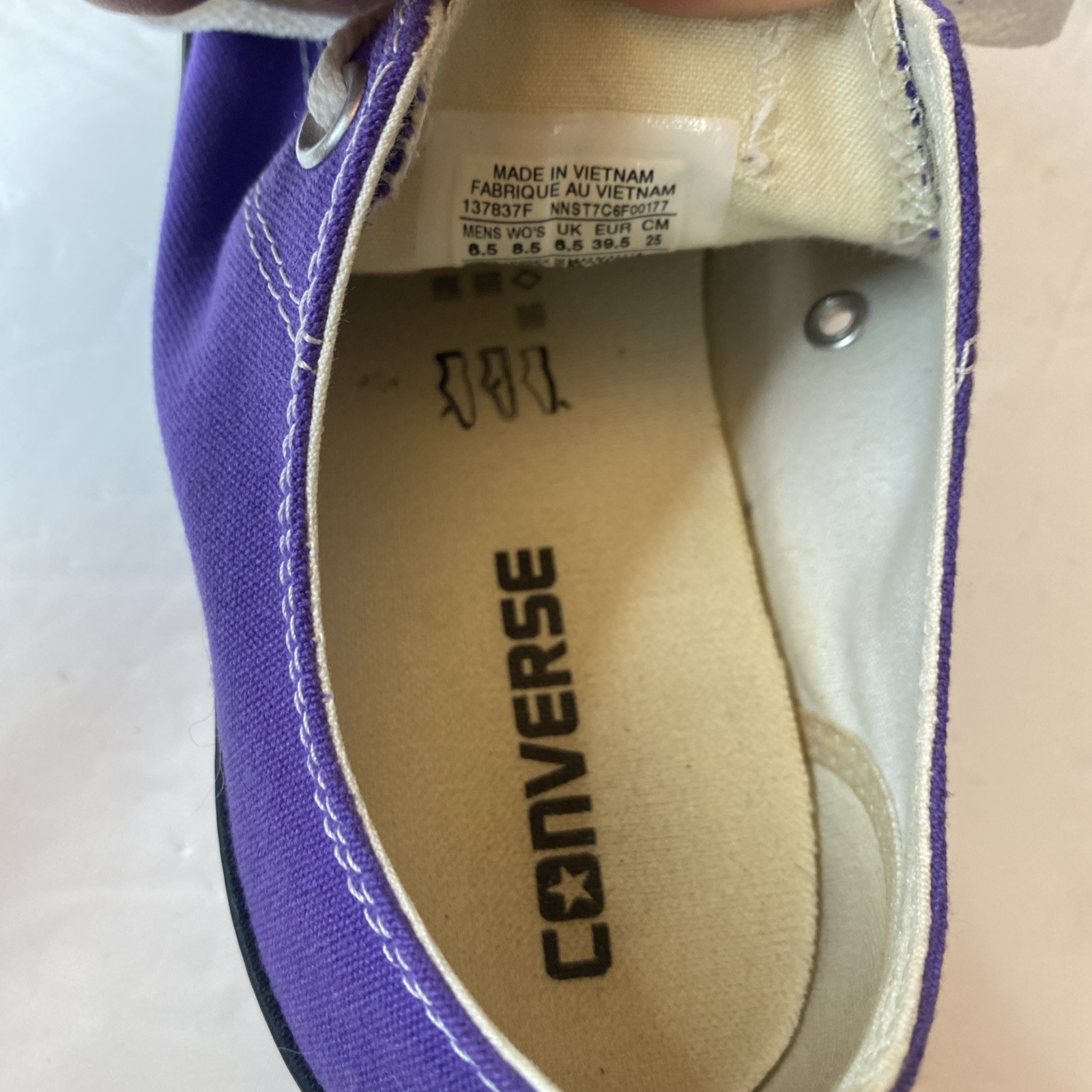 Converse All Star Men's 6.5 Women's 8.5 Flat Lace-Up Trainers Purple Shoes thumbnail 5