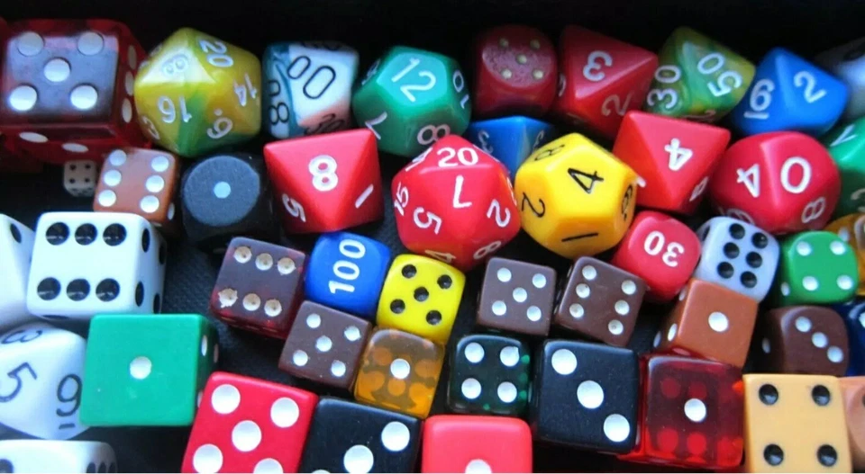 ENORME Lote de 250+ Dados Antiguos para Juegos Madera, Baquelita. Lucite, Mini 🔥 Foto 3 de 4