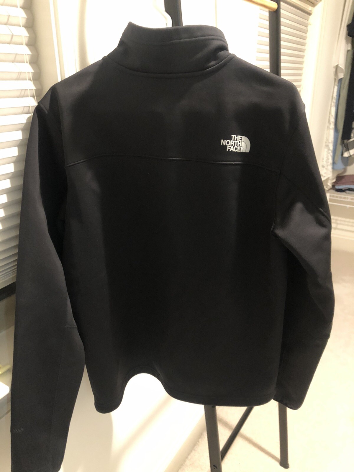 Mens Northface  Jacket - image 4