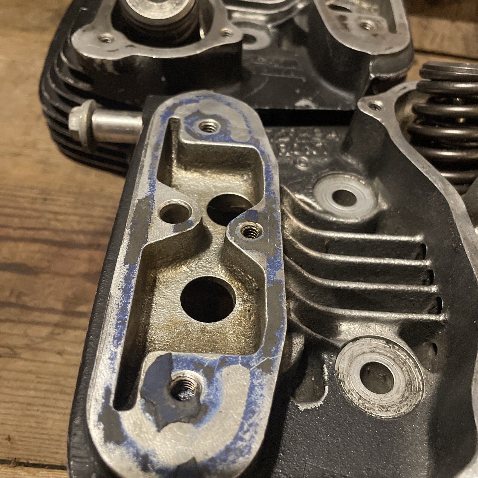 1984 HarleyDavidson 80" EVO Evolution Cylinder Heads Pairs 1672084 /