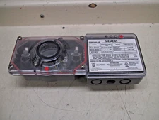 Siemens Duct Smoke Detector Housing P/N: FDBZ492-HR FREE SHIPPING