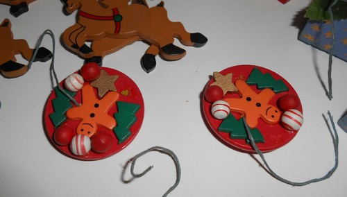 Lot of Vintage Wooden Christmas Ornaments - Picture 7 of 9