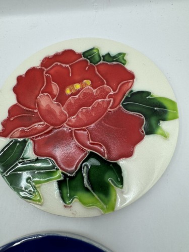 Set Of 4 Ceramic Flower Coasters Cork Backed Embossed Glazed Floral Vivid Peony - Picture 4 of 9