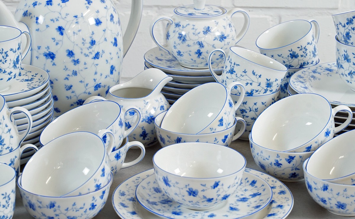 Porzellan, Brotteller 17 Cm, Form 1382 Blaublüten