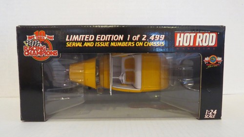 Racing Champions HOT ROD MAGAZINE ISSUE #80 '32 FORD ROADSTER 10TH ANNIV 1:24 - Picture 3 of 6