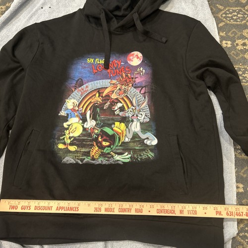 Six Flags Looney Tunes Hoodie Mens XL Halloween Fright Night Graphic Print - Picture 2 of 2