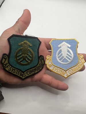 A Pair Of  U.S. AIR FORCE AF SYSTEMS COMMAND PATCH (AFV-1) USAF