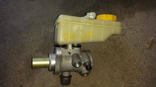 2004 2005 2006 2007 2008 2009 JAGUAR XJ8 XJ8L VANDEN PLAS MASTER CYLINDER