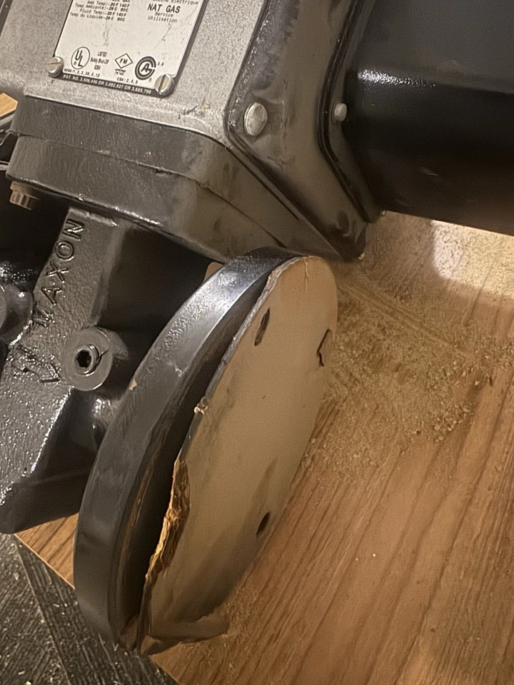 Válvula de cierre de seguridad Fives North American/Maxon 1519-5-F 2,5 pulgadas Foto 3 de 4