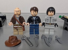 LEGO 7624 Indiana Jones Jungle Duel Minifigures Ant Tent