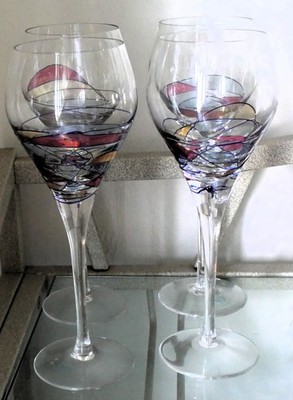 GMG Milano Romania Mosaic 8 3/4'' Stem Wine Glasses - Set of 4 - Stained Glass
