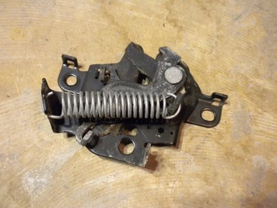 10 11 Toyota Prius 1.8L Radiator Core Support Tie Bar Mounted Hood Latch