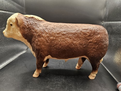 VINTAGE #74 BREYER POLLED HERFORD BULL BOVINE FIGURINE RED/BROWN