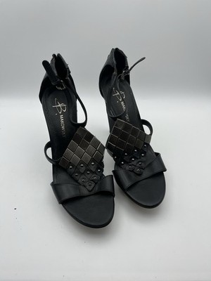 B. Makowsky Bringa Black Leather Studded Block Heel Sandals Womens Size 8M