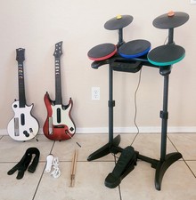 Wii Band Hero Warriors of Rock Tour Bundle Dr...