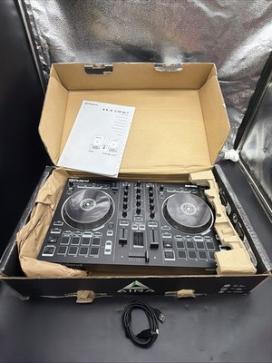 BARELY USED Roland DJ-202 2-Channel Serato DJ USB MIDI Sequencer Controller