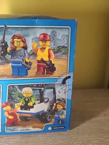 LEGO CITY 60163 Coast Guard Starter Set NUEVO SELLADO EN CAJA (Angustiado) RETIRADO - Imagen 9 de 9