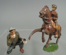 Lot of 2 Lead Soldier Figures a Calvary Officer  a Crouching Eating Soldier
