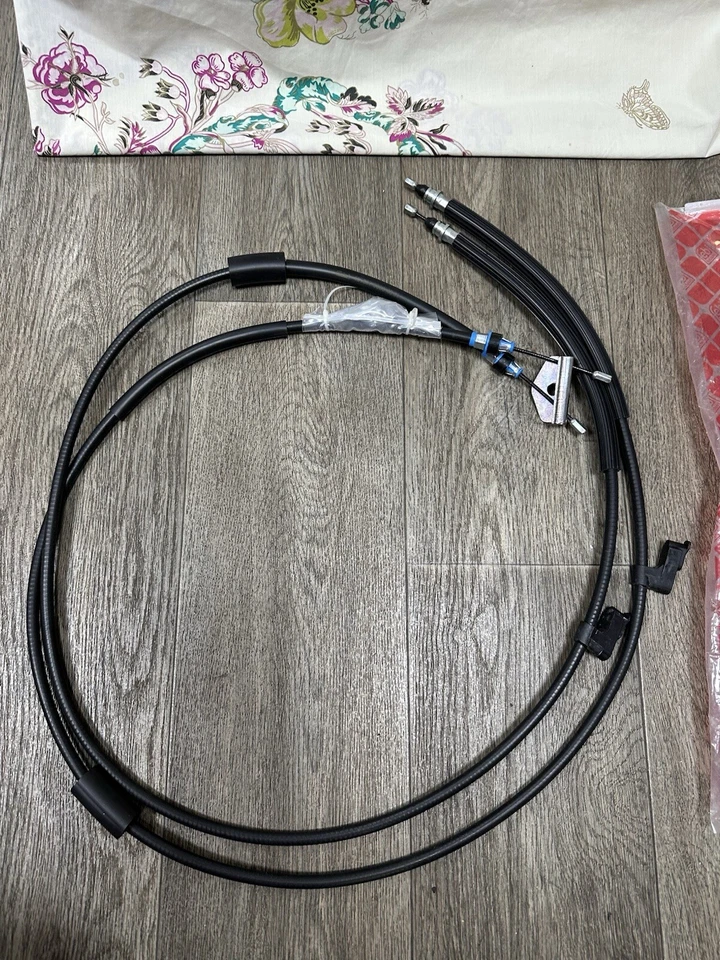 Cable Freno Mano Trasero Izquierdo o Derecho 101801 Febi Freno Mano Estacionamiento Nuevo Foto 2 de 4