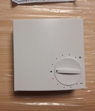 Sauter NRT 210 F011N Elektronischer Klimaregler Raumthermostat Heizen/Kühlen RTR