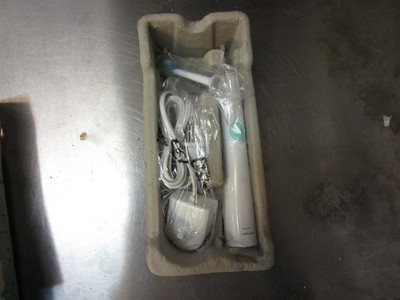 Philips Sonicare Easy Clean Electric Toothbrush (tested and works)