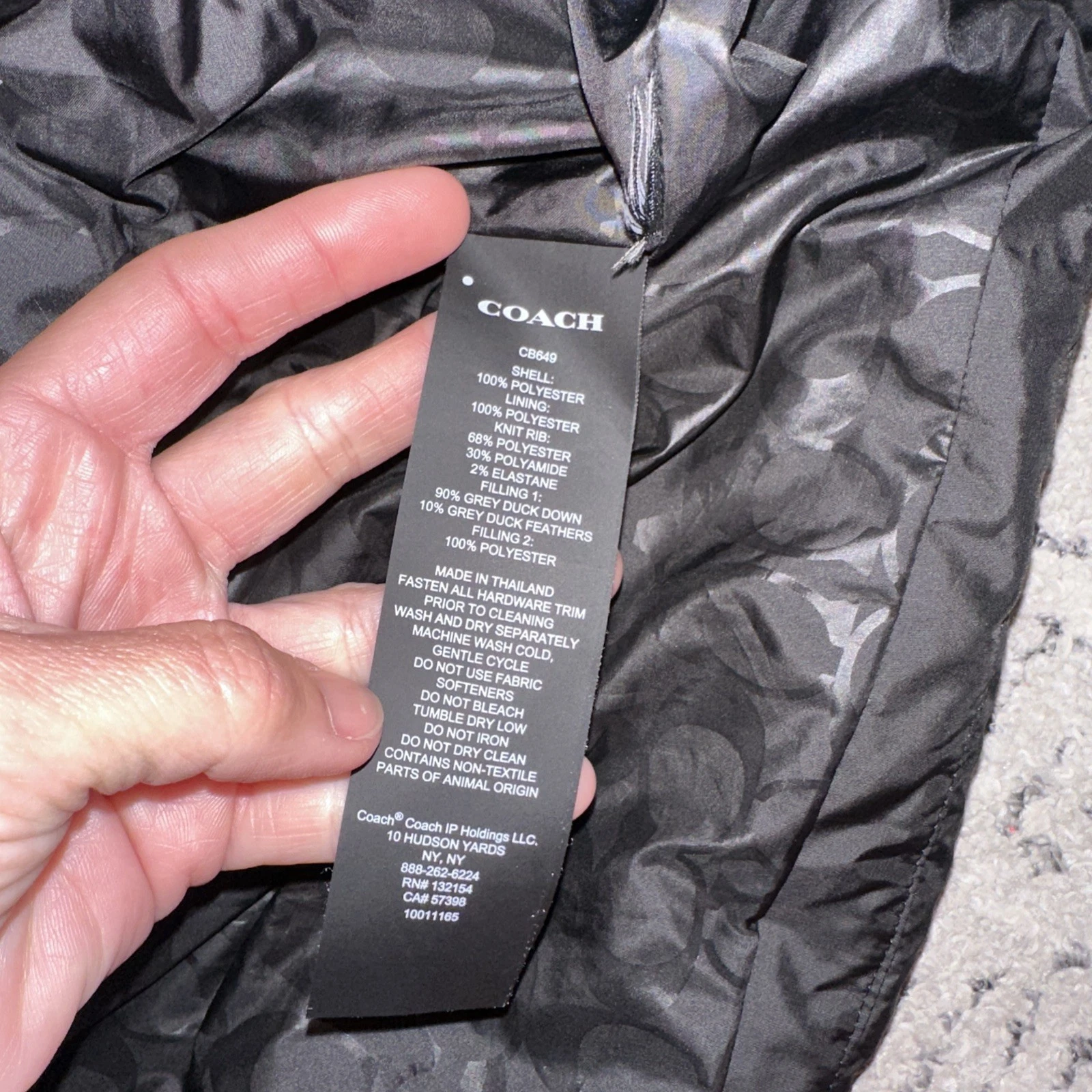 Cappotto piumino donna Coach nero cappuccio nero lunghezza media tg med $695