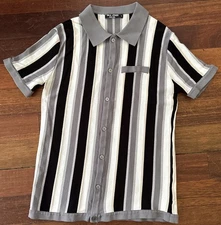 Paul Jones Knit Button Up Shirt Short Sleeve Vertical Striped Retro Look Sz M