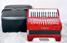 Fisarmonica basso YAMAHA YA-21 32 tasti 21 con custodia testata