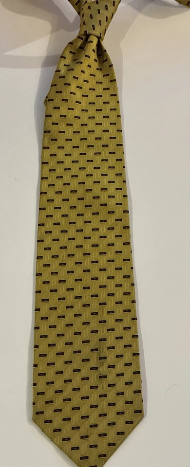 Valerio Garati Men's Yellow 100% Silk Hand Made Statement  Neck Tie  - Image 2 of 4