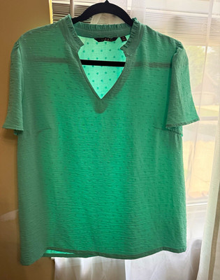 IMAN Global Chic Top Medium Mint Green Swiss Dot Ruffle Neck Split V Blouse NWOT