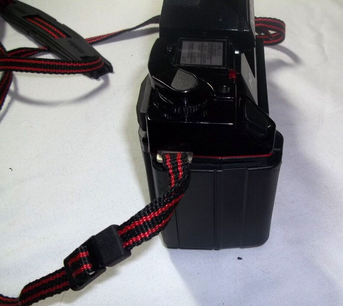 Nishika N8000 3D Quadra Lens 35mm Film Camera Quadra Lens System Japan