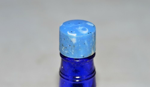Vintage Miniature Evening In Paris Perfume Bottle 1/4 Full Approximately 2" tall - Picture 4 of 4