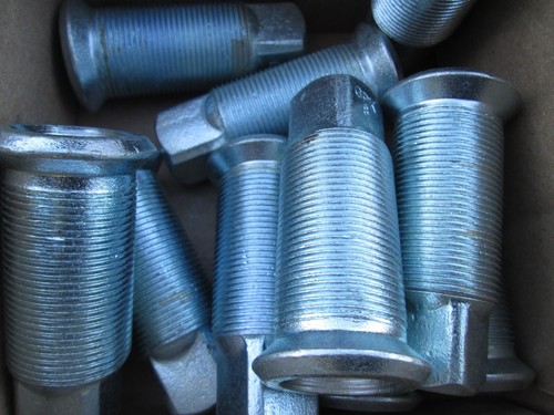 Wheel Cap Nut – Inner Left Hand Thread 3/4-16 & 1-1/8-16 – 3-1/16" Long – National Drivetrain