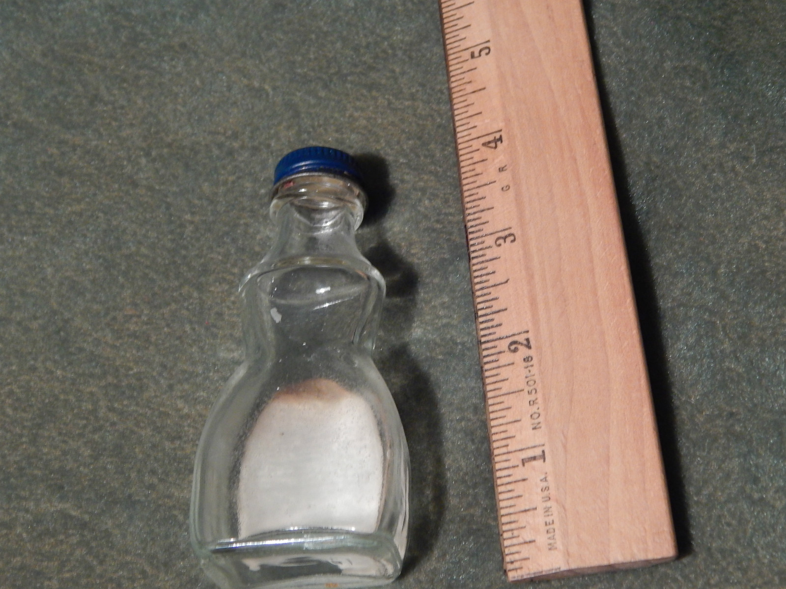 Sauers Imitation Pineapple Extract [1 oz.] GLASS BOTTLE w/ CAP (Vtg