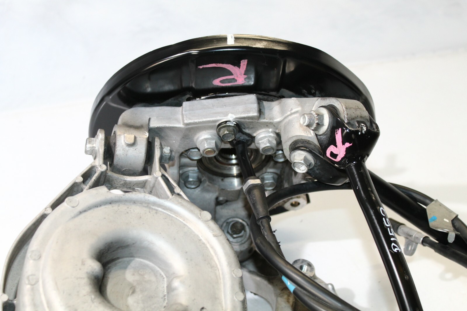 2003-2007 INFINITI G35 COUPE REAR RIGHT SIDE SPINDLE KNUCKLE ASSEMBLY ...