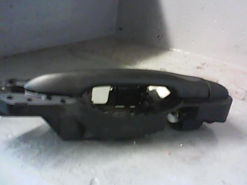 Poignée Extérieure Porte Avant Droite - RENAULT MEGANE III Phase 1 - 1.9 DCI 130ch