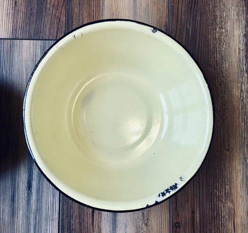 2 Pale Yellow Enamelware Bowls Black Rim - Picture 2 of 4