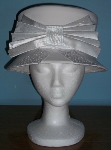Lisa Rene White Bow Bucket Hat Sunday 