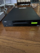 IBM 3581 Model L28 - Tape autoloader 1.6 TB / 3.2 slots: 8 LTO Ultrium  200 GB