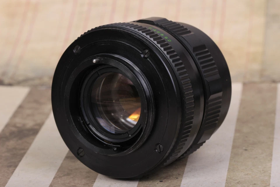 HELIOS 44M-4 58mm Lens M42 Mount - Stunning Bokeh & Flare | Trioplan Effect - Image 3 of 4