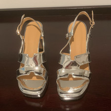 Women's Silver Metallic Strappy Open-Toe Buckle Ankle Strap Sandals 6.5