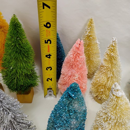 Lotto 21 Bottiglie Pennello Alberi di Natale Albero Colorato 2-6 Pollici Floccato Glitterato  - Foto 13 di 15