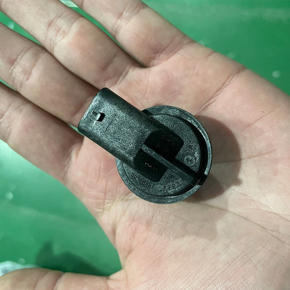 2Pcs Lamp Bulb Socket GJ5Z-13411-D, GJ5Z13411D For Ford Escape 2017 2018 2019 - Image 4 of 4