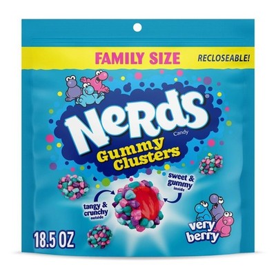 NERDS Very Berry Gummy Clusters   Crunchy and Chewy Candy, 18.5 oz Bag