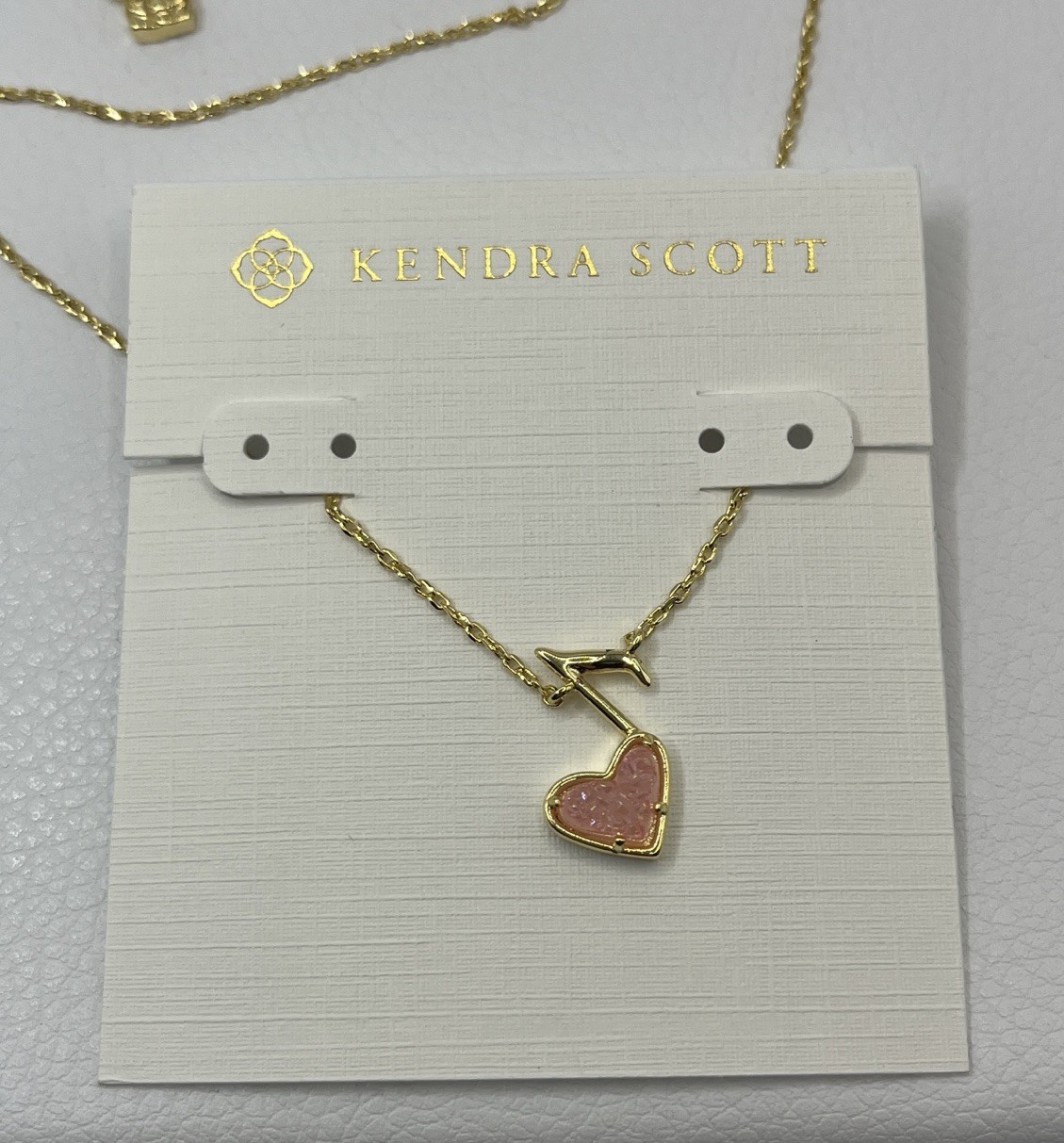 Dolly Parton x Kendra Scott Gold Ari Heart Music Note Necklace Pink Drusy